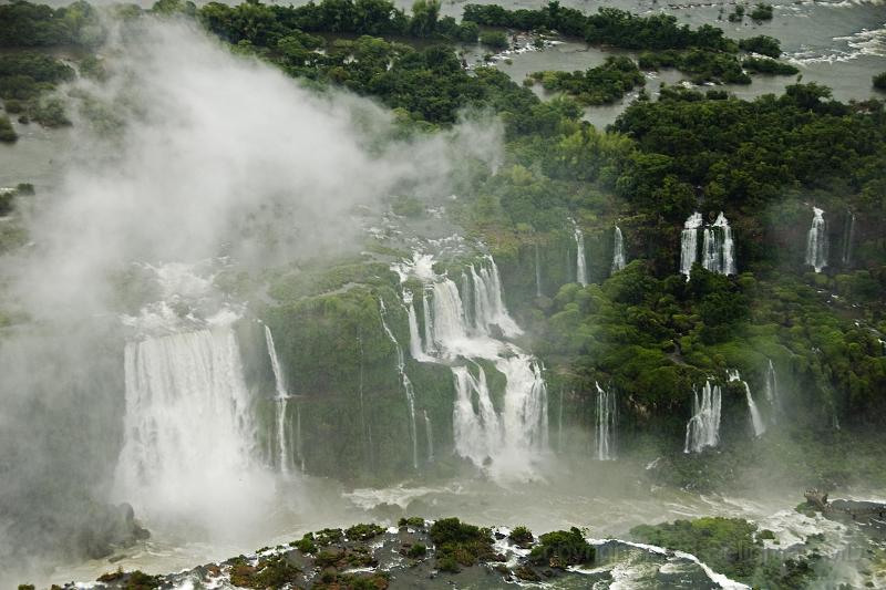 20071204_165209  D200 4000x2667.jpg - Iguazu Falls from the Air